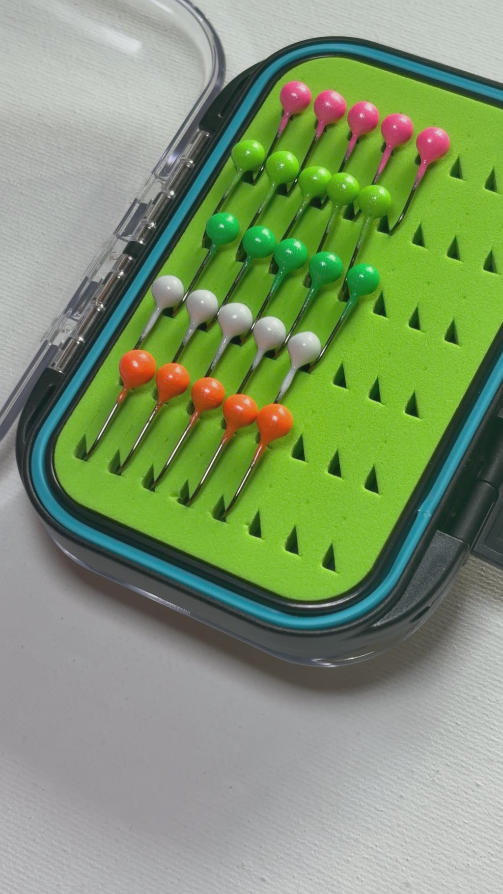 Video demonstration showing the 1/32 oz jig side of the Gem Jigs panfish waterproof box. 